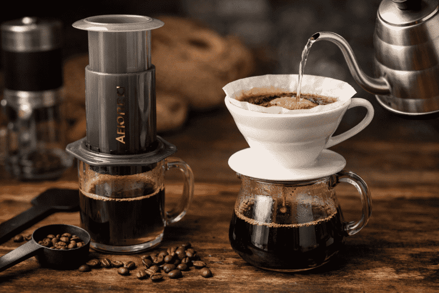 Quelle est la différence entre l’AeroPress et le V60 ?
