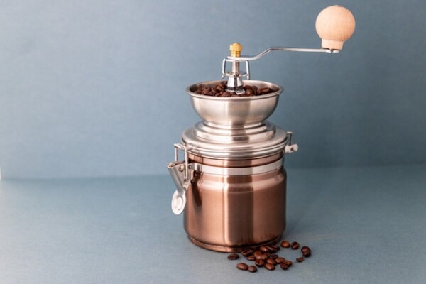 La Cafetière - moulin à café / moulin à grain - Cuivre & inox
